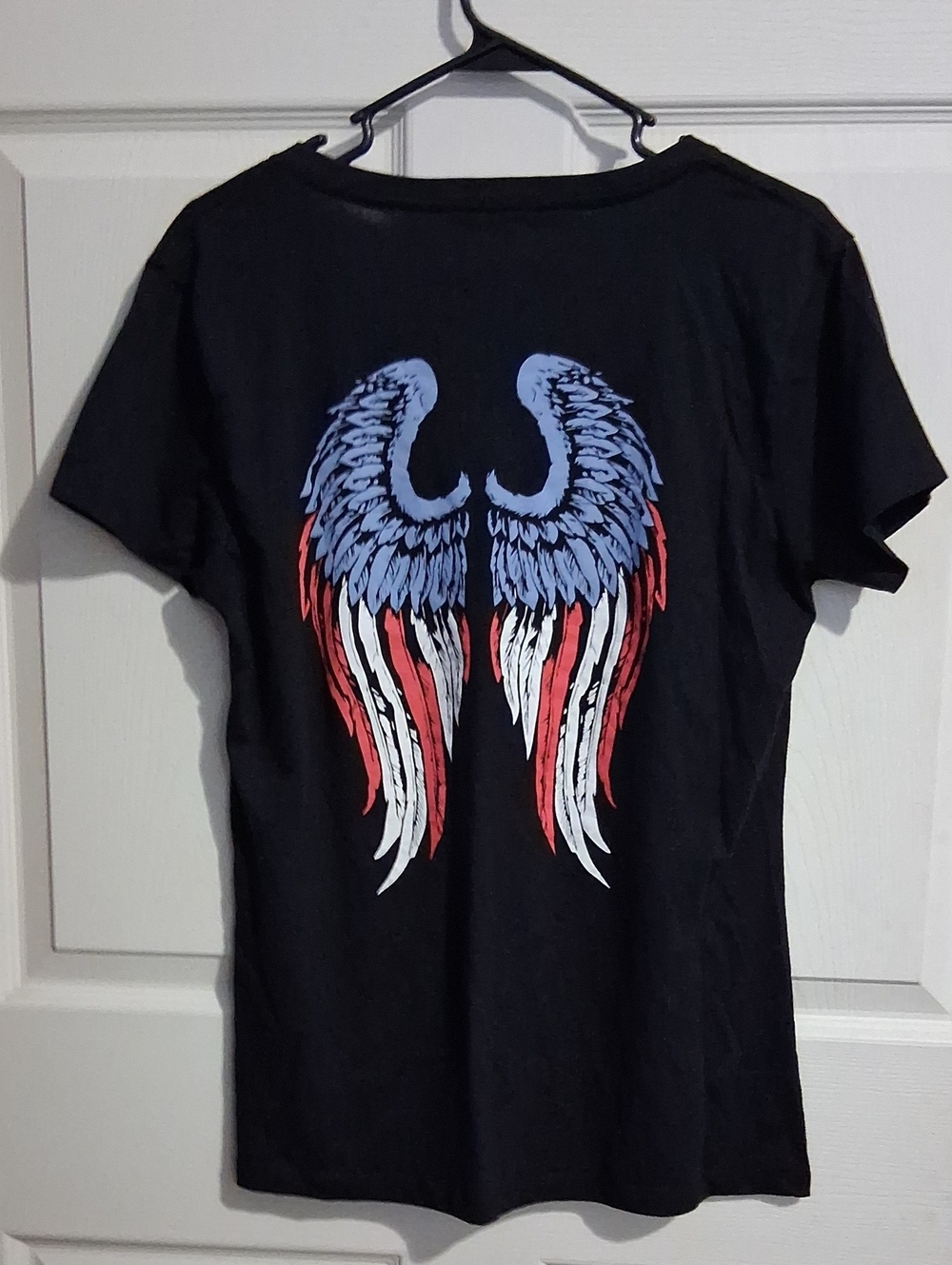Women's V Neck Grunt Tee with Red, White & Blue Wings On Back Flag On Front